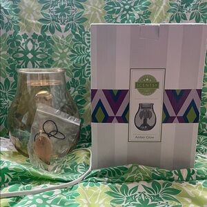 Scentsy Amber Glow Wax Holder - with 3 scents